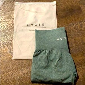 NVGTN forest green seamless contour legging size S